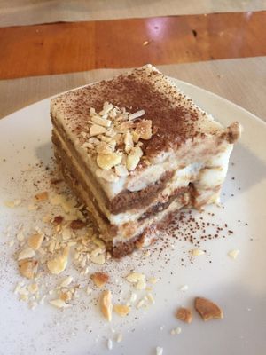 Vegan tiramisu at Hicuri in Granada