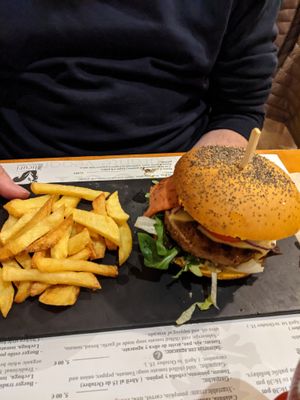 The house burger  at Hicuri in Granada