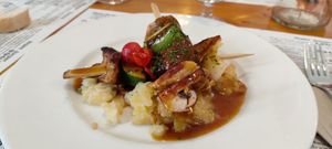 Seitan brochette at Hicuri in Granada