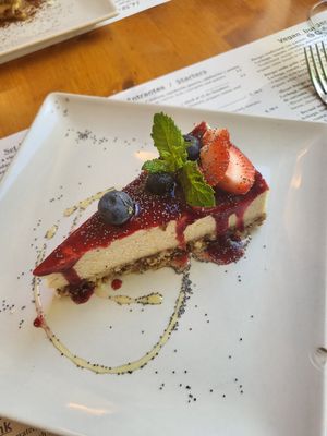 Cheesecake at Hicuri in Granada