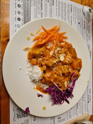 Main course - Tikka masala at Hicuri in Granada