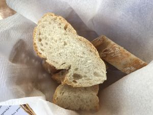 Comes with bread  at Hicuri in Granada