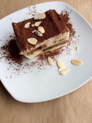 Tiramisu at Hicuri in Granada