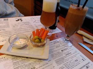 Hicuri smoothie and free appetizer (garlic dip) at Hicuri in Granada