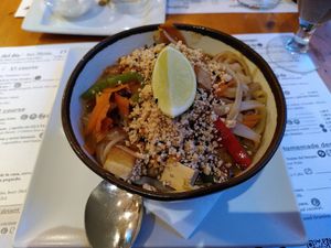 Pad Thai at Hicuri in Granada