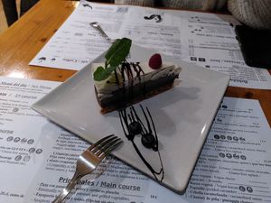 3 chocolate cake at Hicuri in Granada