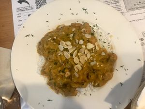 Seitán con tikka masala  at Hicuri in Granada