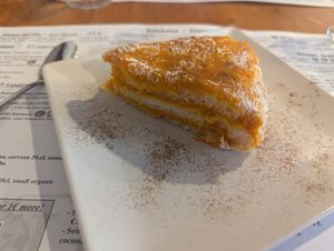 Carrot cake at Hicuri in Granada