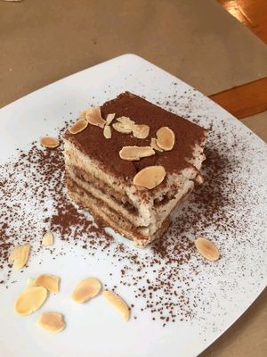 Almonds tiramisu at Hicuri in Granada
