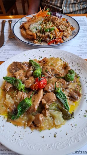 Generous portion sizes at Hicuri in Granada