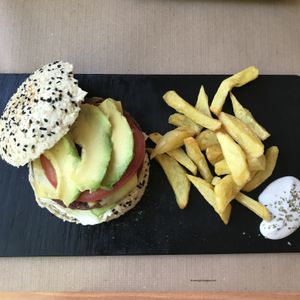 Burger and fries  at Hicuri in Granada