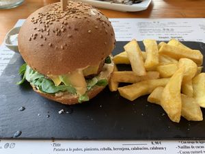 Beyond burguer at Hicuri in Granada