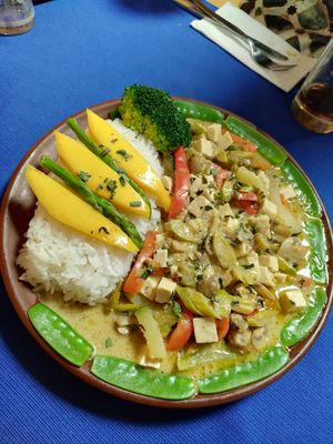 Green curry at Chilli Heaven in Huaraz