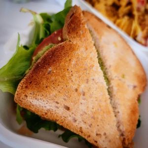 BLT at Jacq N Diane's Juice Box in Holly
