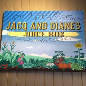 juice and smoothie bar with raw eats and treats at Jacq N Diane's Juice Box in Holly