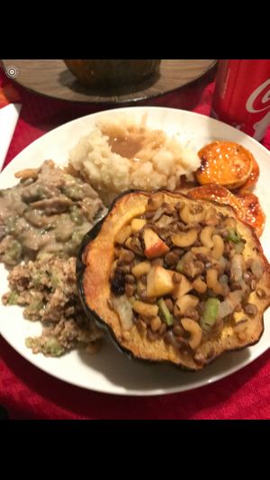 Thanksgiving yummies! at Jacq N Diane's Juice Box in Holly