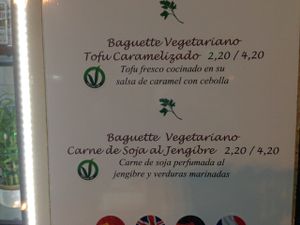 veg options at Saigon Delice Restaurant in Valencia