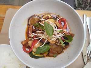 Sweet and spicy tofu and seitan at Saigon Delice Restaurant in Valencia