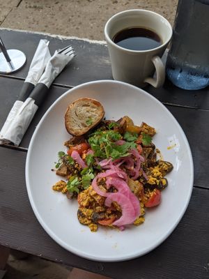Tofu scramble at The Mud House in St Louis