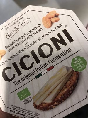 Vegan cheese  at EkoPlaza - Amsterdamsestraatweg in Utrecht