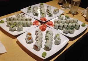 4 of us vegans went out for dinner! $4 for 8 pieces at Kelp in Tampa