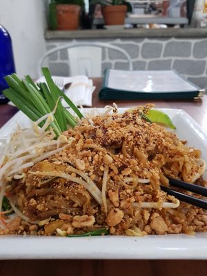 Pad Thai  at Screaming Carrots in Hallandale Beach