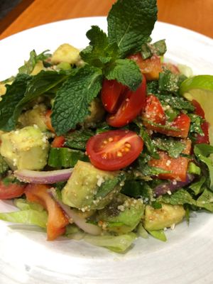 thai avocado salad (Nam-tok avocado น้ำตกอะโวคาโด) at Screaming Carrots in Hallandale Beach
