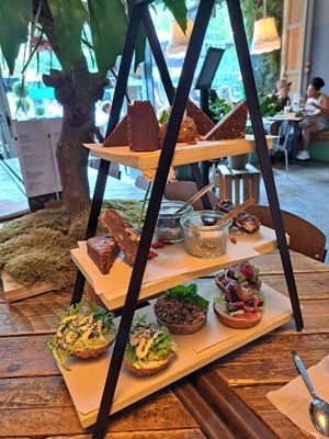 High tea at Baker and Moore in Rotterdam