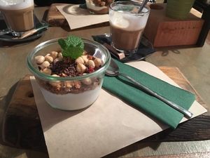 Breakfast (No pear)
Cocosmilk latte at Baker and Moore in Rotterdam