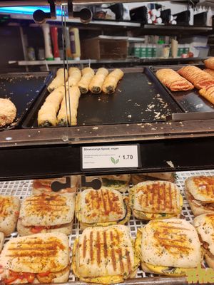 Vegan options at backWERK - Hauptbahnhof in Berlin