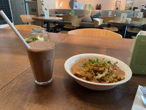 Choco loco smoothie and Nutty stew: both very good  at SLA - Voorstraat in Utrecht