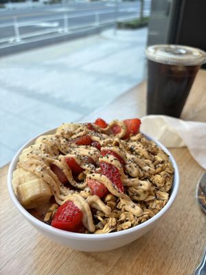 Açai bowl  at Fruitive - Palmer Alley in Washington