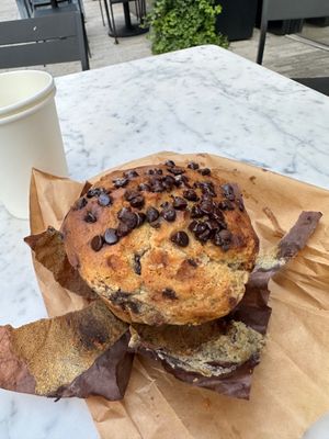 Chocolate chip muffin at Fruitive - Palmer Alley in Washington