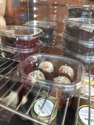 Sweets at Fruitive - Palmer Alley in Washington