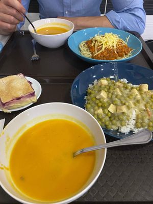 Spaghetti & pea stew with tofu at Ganesha Vega Etelbar in Budapest