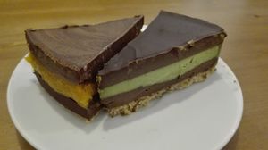 Can you dig it? Raw vegan cakes – for an unbeatble prize. Totally recommend them.  at Veggie Nyers in Budapest