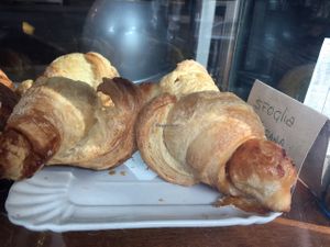 vegan croissant at 'L Cit Cafe in Turin