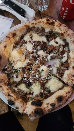 2807 at Shop 225 Pizzeria in Pascoe Vale South