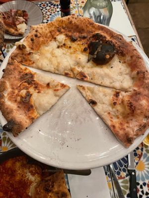 “focaccia”😡 at Shop 225 Pizzeria in Pascoe Vale South