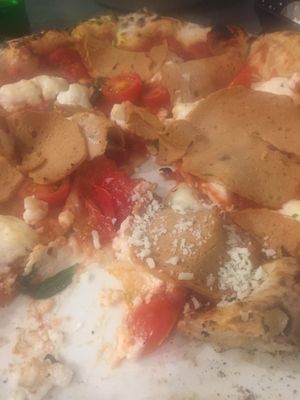 Bufala pizza at Shop 225 Pizzeria in Pascoe Vale South