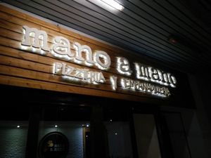 logo at Mano a Mano in Murcia
