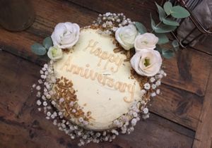 vegan  & gluten free carrot cake  at Cupcakes and Shhht in East London