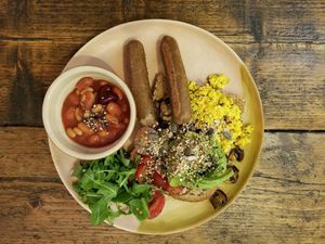 English Breakfast vegan style at Cupcakes and Shhht in East London