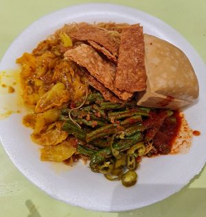 $4.30 vege mee hoon  nice!! ~ 24/6/22 at Green Healthy Vegetarian 绿康素食 in Central Singapore