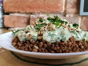 Sos ";śmietanowy"; at Smaki Roslinne in Krakow