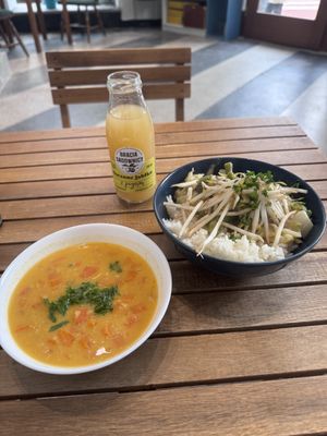 Perfectly balanced   at Smaki Roslinne in Krakow