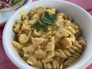 Mac and cheeze   at Love Food Central in St Petersburg