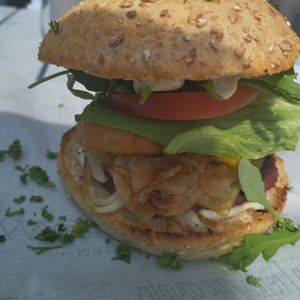 Onion ring inside at Flooh's in Roeselare