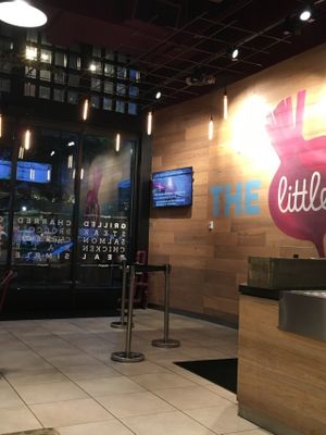 Where to stand in line to order at Little Beet - 18th St in Washington