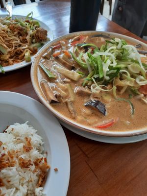 Sayur loder was veggies in peanut sauce/soup (also know as lodah-lodah in Indonesia) at Casa Ari in Gran Canaria